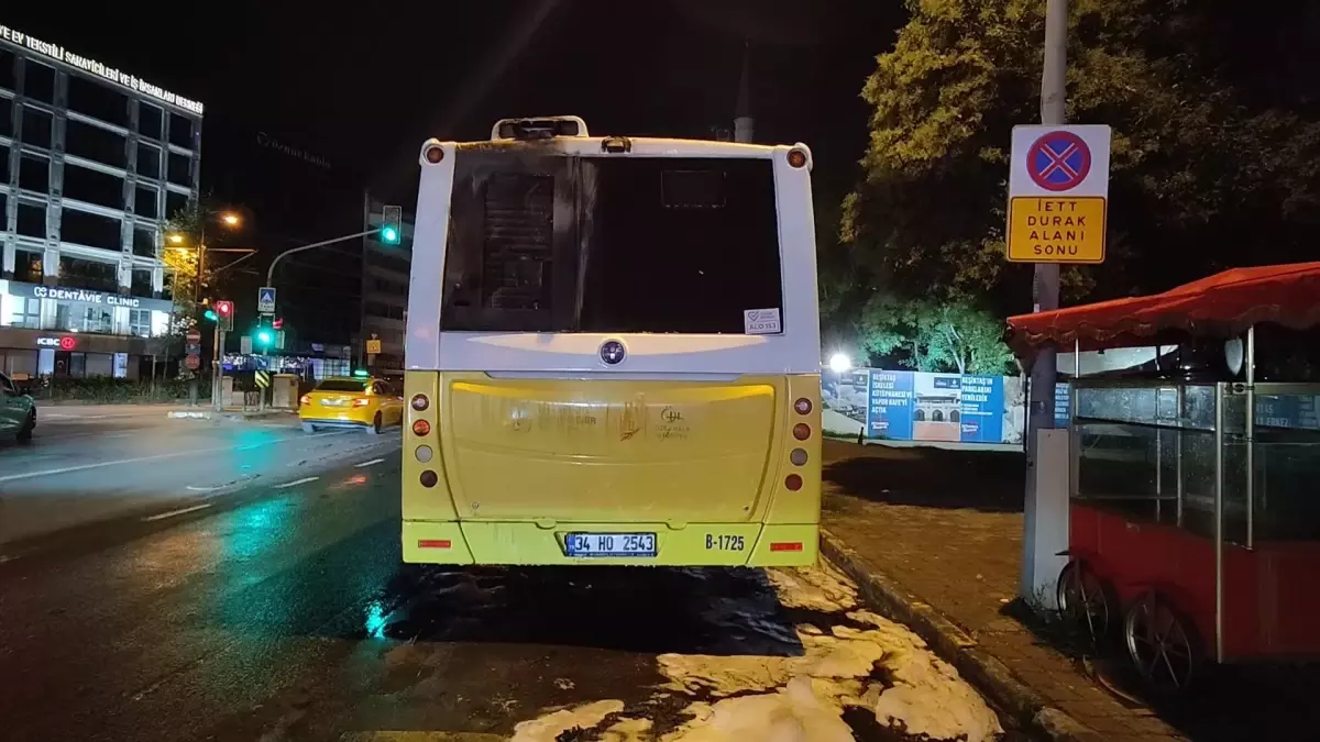 Beyoğlu’nda İETT Otobüsünde Yangın