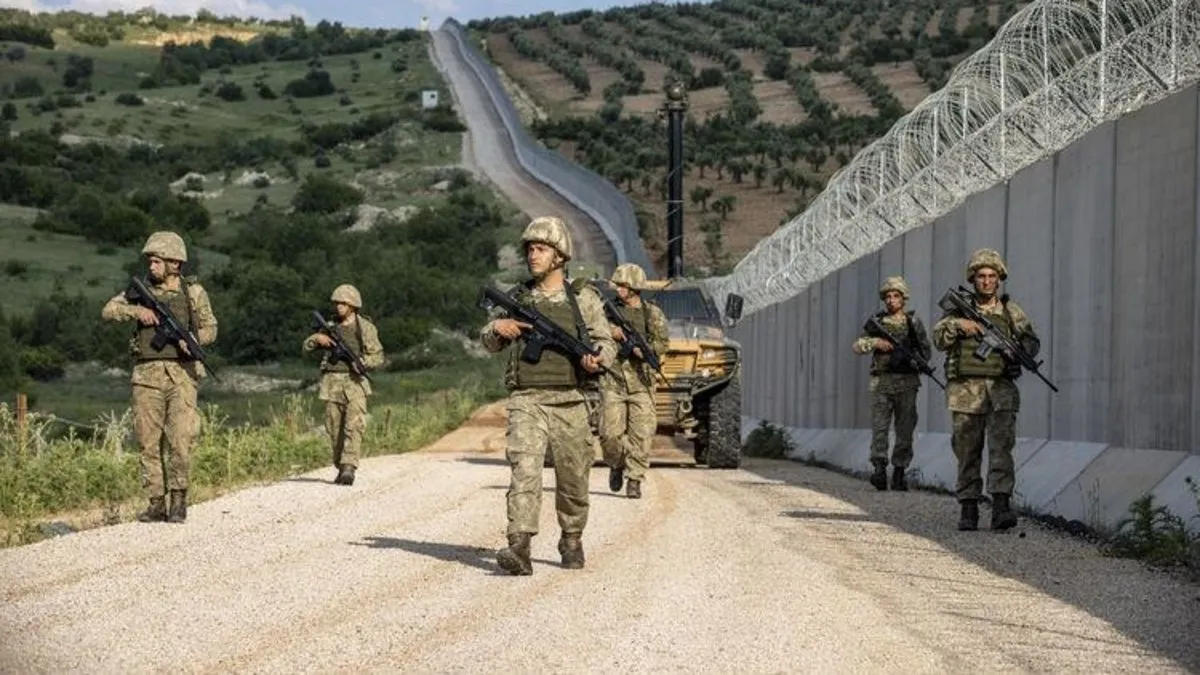 Yunanistan’a kaçmaya çalışırken yakalanan 3 FETÖ zanlısı tutuklandı